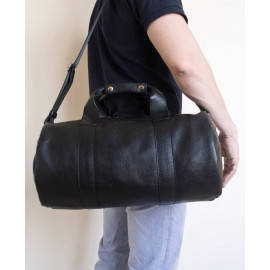 Кожаная дорожная сумка Dossolo black 