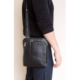 Кожаная мужская сумка Casella black 