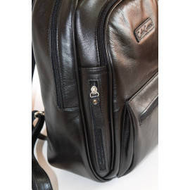 Женский кожаный рюкзак Bolsena black 