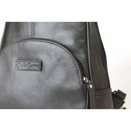 Женский кожаный рюкзак Estense black 